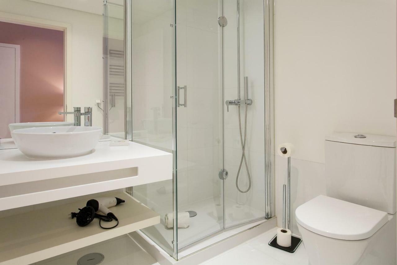Joivy Sublime 2Br Apt On Restauradores Square Nearby Rossio Station Lissabon Exterior foto
