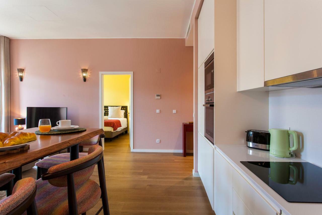 Joivy Sublime 2Br Apt On Restauradores Square Nearby Rossio Station Lissabon Exterior foto