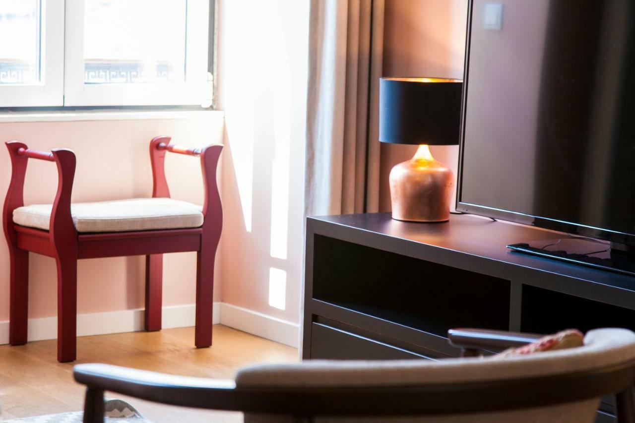 Joivy Sublime 2Br Apt On Restauradores Square Nearby Rossio Station Lissabon Exterior foto